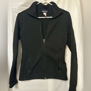 Patagonia full zip jacket. Women’s size small